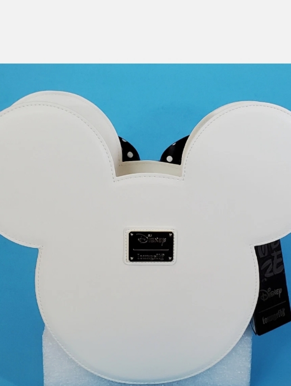 Loungefly White Daisy Mouse Backpack - Picture 3 of 9